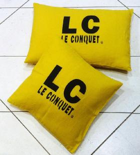 Pillow rect. LC LE CONQUET&#x000000a9;